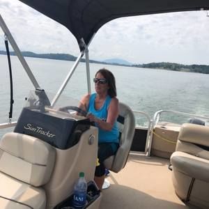 Meet your Posher, Sandra toler